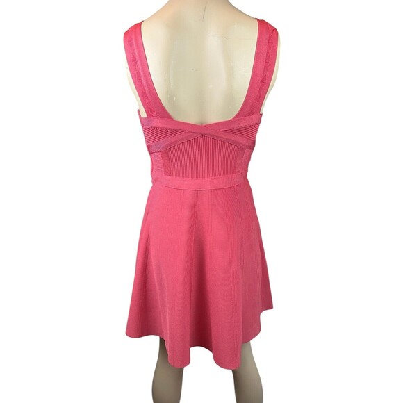 Guess Pink Stretch Knit Dress  Women's Size  M  Sleeveless Mini  Fit & Flare - Picture 2 of 8